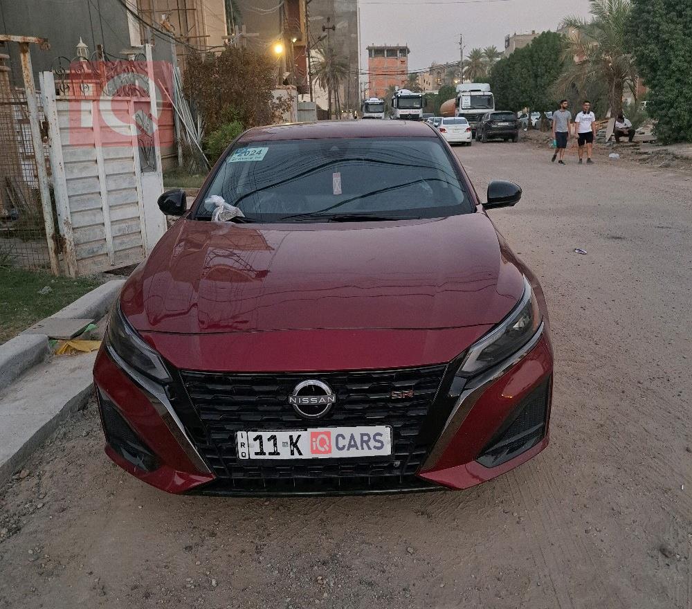 نیسان ئەلتیما